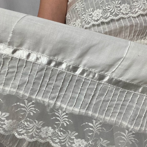 1960s HAND SEWN ELOPEMENT WEDDING DRESS - Picture 6 of 6